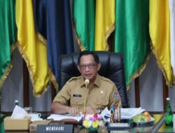 Menteri Tito Ingatkan Pemda Jaga Laju Inflasi