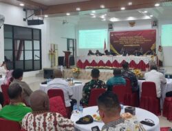 Pasangan Johny Kamuru-Sutejo Ditetapkan sebagai Bupati-Wabup Sorong Terpilih