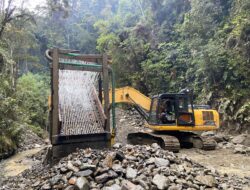 Polda Papua Barat Amankan 22 Pelaku Penambang Emas Ilegal di Manokwari dan Pegaf