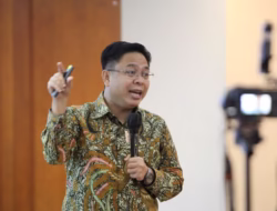 Kepala Daerah Tidak Bisa Dipilih DPRD, Karena Indonesia Sistem Presidensial