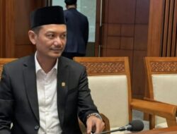 Anggota DPR Minta MenPANRB Cabut Penundaan Pengangkatan CASN-PPPK