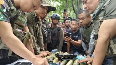 Satgas Moskona Polri Selamatkan Ketua Komnas HAM Papua dari KKB
