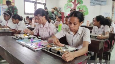 Kodam Kasuari Sebut Program MBG Sasar 22.686 Siswa di Papua Barat