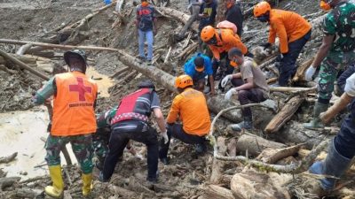Basarnas: 16 Korban Banjir Bandang di Pegaf Meninggal Dunia