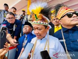 Bahlil Sebut Pabrik Blue Ammonia di Teluk Bintuni Dibangun 2026