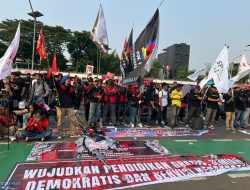 Pertumbuhan Ekonomi Indonesia 5,12 Persen Tapi Banyak PHK. Ada yang Salah?
