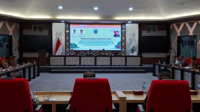 Pemprov Papua Barat Susun Strategi Hilirisasi Pengelolaan Kayu Log