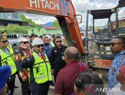 Pemprov Papua Barat Siapkan Rp10 Miliar Kompensasi Perluasan Jalan