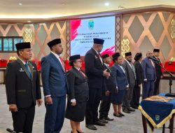 Dominggus Lantik 11 Pejabat Pimpinan Tinggi Pratama Papua Barat