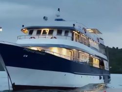 Kronologi Kapal Wisata Bawa 19 Turis China Kandas di Raja Ampat