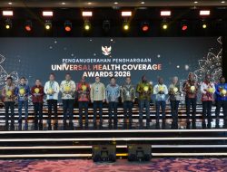 Ratusan Kepala Daerah Dukung Program JKN Terima Penghargaan di UHC Awards 2026