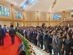 Gubernur Papua Barat Lantik 295 Pejabat, Tekankan Integritas dan Profesionalisme ASN