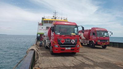 Kapal BBM Tiba di Teluk Wondama, Pertamina Tambah Stok untuk Jaga Pasokan