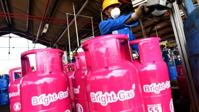 Ironi di Tanah Penghasil Gas