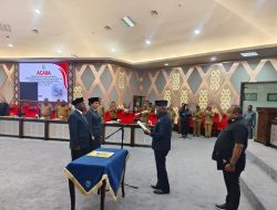 Gubernur Dominggus Lantik Dua Pejabat Eselon II, Tekankan Integritas dan Pelayanan Publik