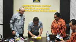 Kemenkum Papua Barat Harmonisasi Ranperda Perlindungan Masyarakat Hukum Adat Kaimana