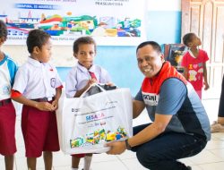 Pertamina Bantu Perlengkapan Sekolah Anak-anak di Doromena