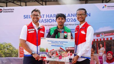 Hari Pelanggan Nasional, Pertamina Patra Niaga Bagikan Semangat Senyum Pelanggan